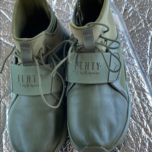 Rihanna Shoes - 👟GREEN <RIHANNA-FENTY> PUMA TENNIS SHOES 👟